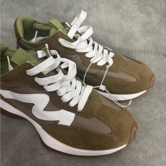 NWT Steve Madden CAMPO OLIVE MULTI SNEAKERS Sz 7,5 (no original box) - Picture 8 of 12